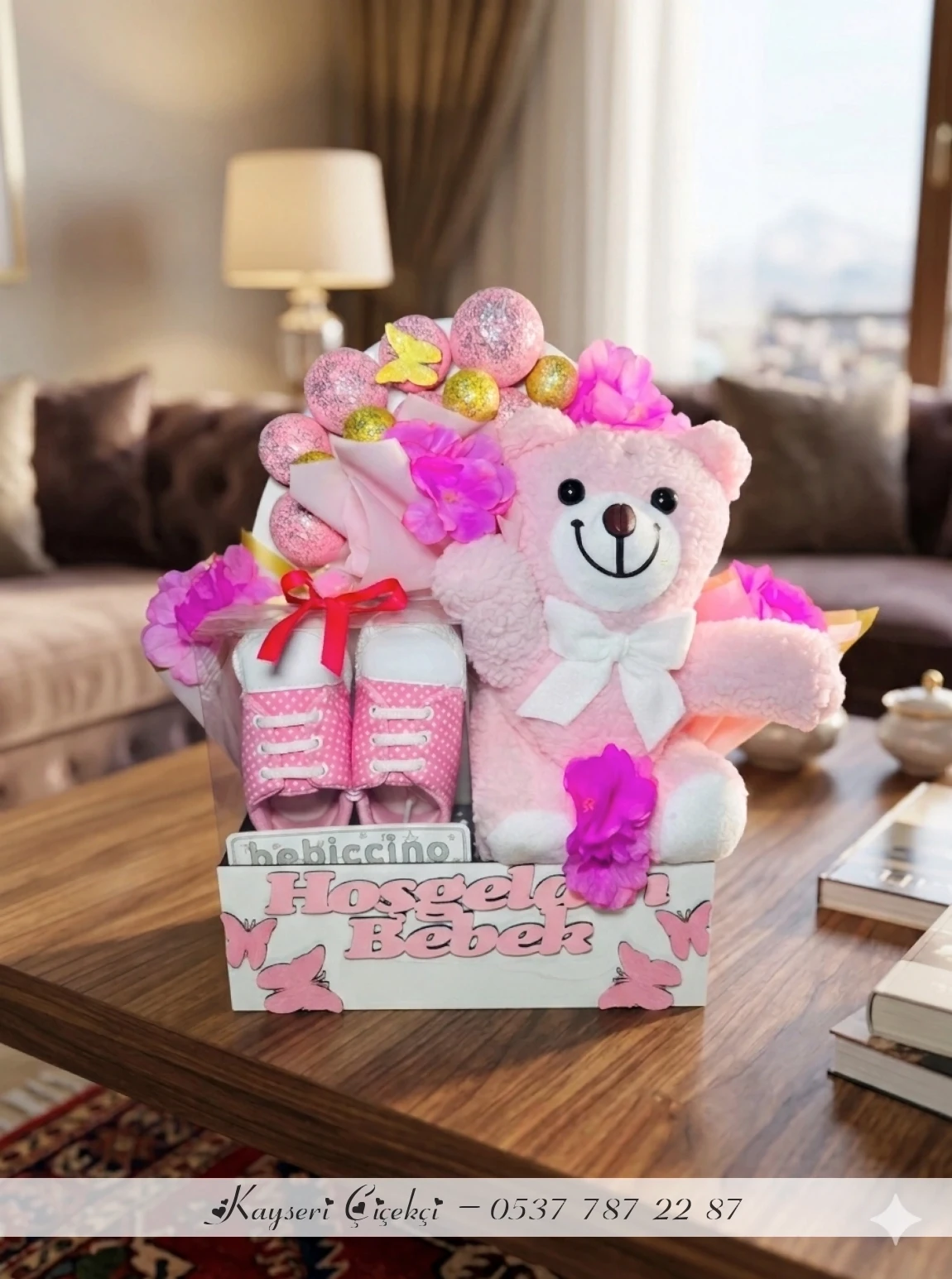 Hoşgeldin Bebek: Pembe Patik Aranjmanı